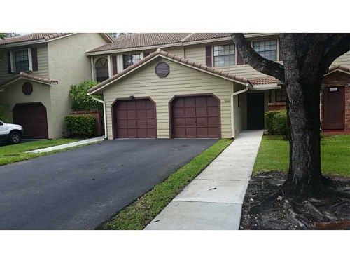 9043 VINEYARD LAKE DR # 9043, Fort Lauderdale, FL 33324