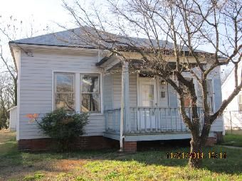 138 Elm St, Petersburg, VA 23803