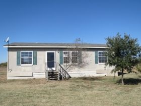 1151 Lorraine Lane, Kaufman, TX 75142