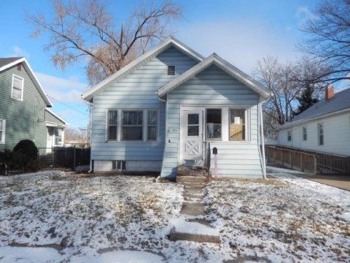 1711 9th Avenue, East Moline, IL 61244