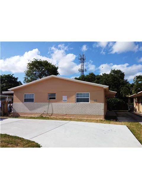 6127 LINCOLN ST, Hollywood, FL 33024