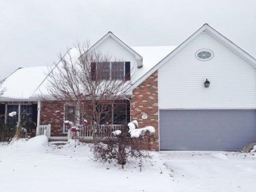 726 Wood Ridge Rd, Geneva, OH 44041