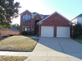 7892 Orland Park Cir, Fort Worth, TX 76137