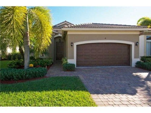 42 COUNTRY LAKE CR, Boynton Beach, FL 33436