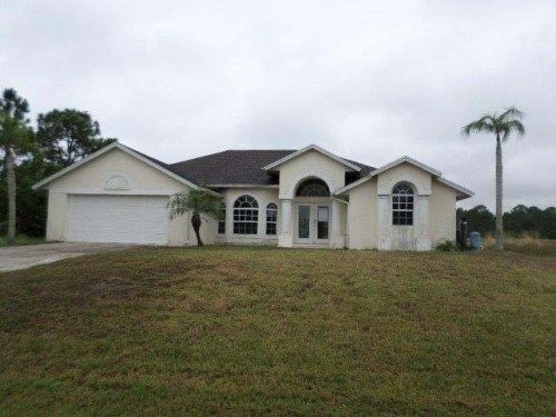 1532 SW Abacus Ave, Port Saint Lucie, FL 34953