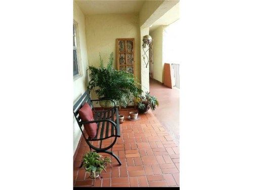 1630 W 46 ST # 506E, Hialeah, FL 33012