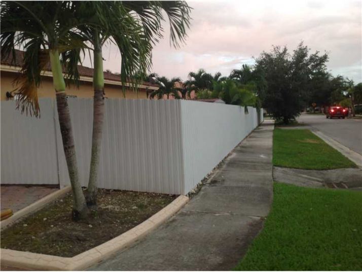 7950 NW 201 TE, Hialeah, FL 33015