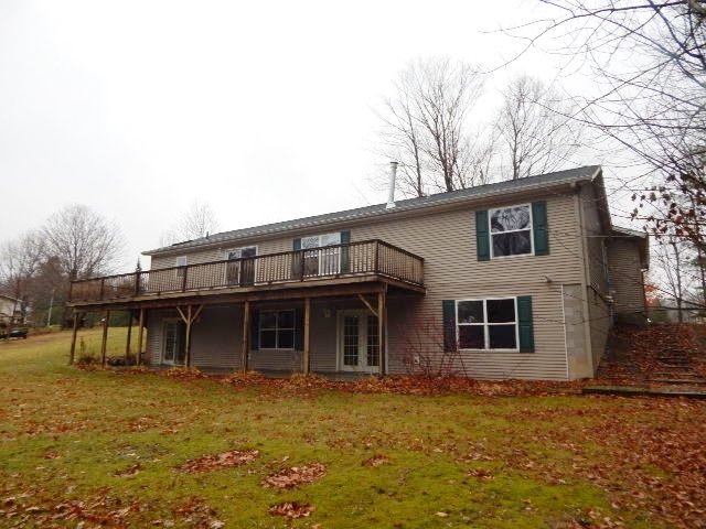 8195 Shrigley Rd, Charlevoix, MI 49720