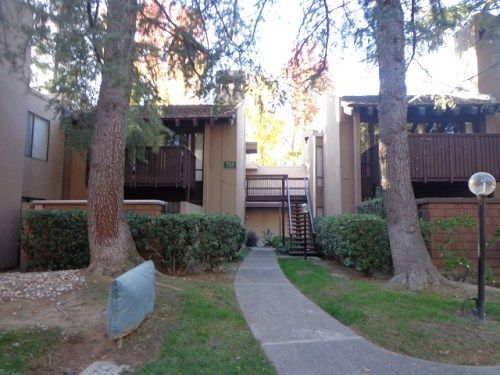 733 Woodside Lane E Unit 10, Sacramento, CA 95825