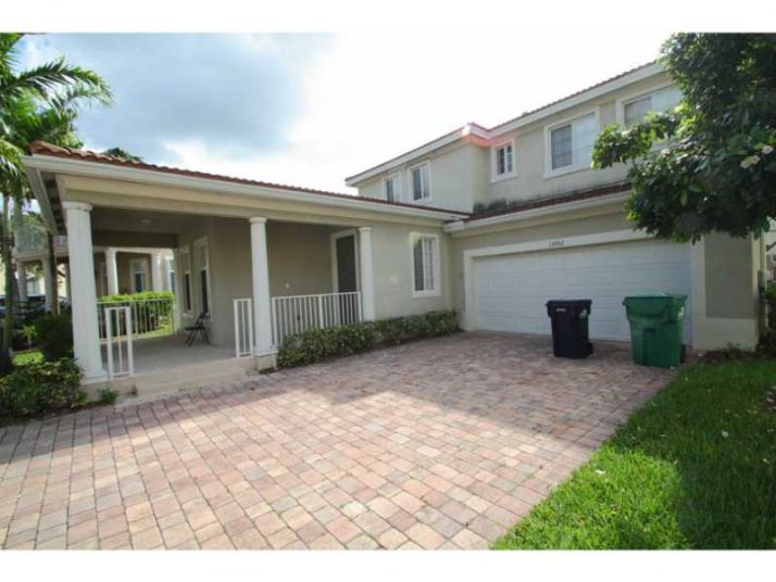 13952 SW 276 WY, Homestead, FL 33032