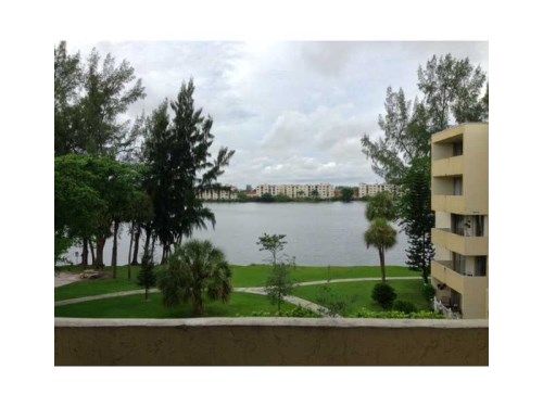 10000 NW 80 CT # 2409, Hialeah, FL 33016