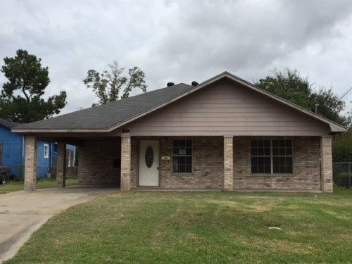 1031 Schwarner Street, Beaumont, TX 77701