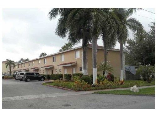 8025 NW 8 ST # 12, Miami, FL 33126