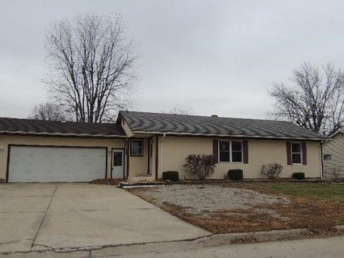 507 S Mulberry St, New Sharon, IA 50207