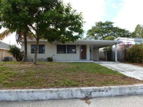 1021 S D Street, Lake Worth, FL 33460