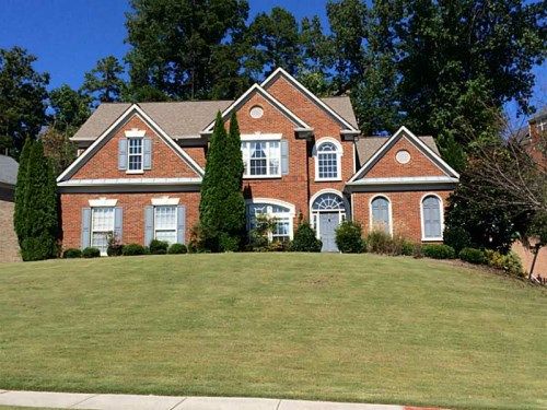 5125 Harbury Lane, Suwanee, GA 30024