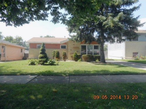 924 North Neva Avenue, Addison, IL 60101