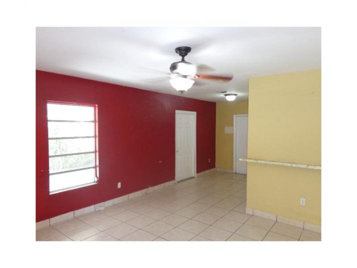 791 SE 4 ST, Hialeah, FL 33010