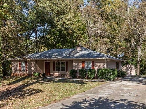 586 Ridge Avenue Sw, Mableton, GA 30126