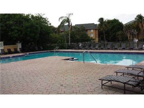 3995 W MCNAB RD # 212, Pompano Beach, FL 33069