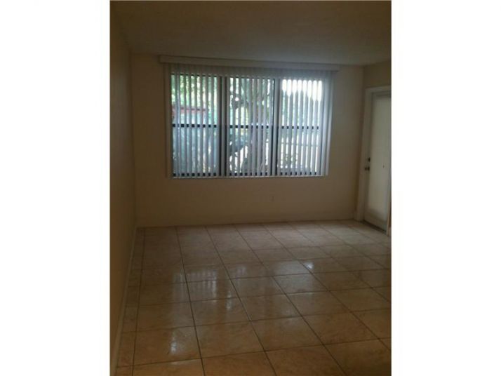 4441 W MCNAB RD # 12, Pompano Beach, FL 33069