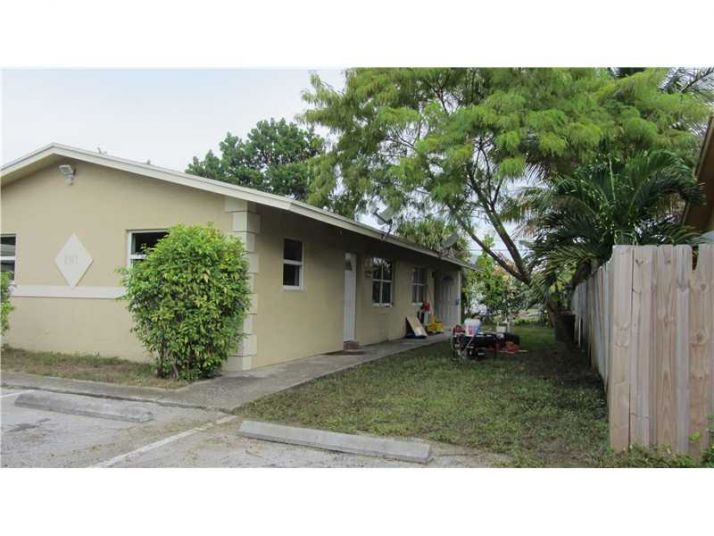 2141 NW 4TH CT # 1-2, Pompano Beach, FL 33069