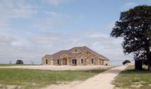 161 Triple Bend Dr La Vernia, TX 78121