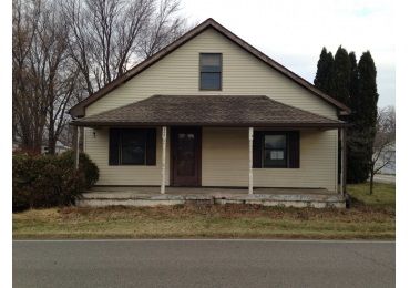 506 W Pierce St, Whitestown, IN 46075