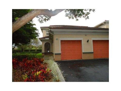 2570 CENTERGATE DR # 101, Hollywood, FL 33025