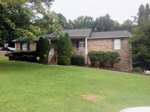 321 Gregg Rd, Powell, TN 37849