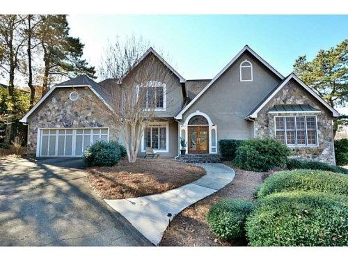 9875 Bankside Drive, Roswell, GA 30076