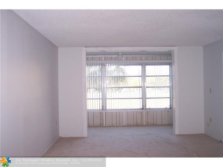 8051 SUNRISE LAKES DR # 212, Fort Lauderdale, FL 33322