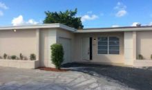 8621 NW 28TH PL Fort Lauderdale, FL 33322