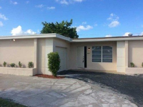 8621 NW 28TH PL, Fort Lauderdale, FL 33322