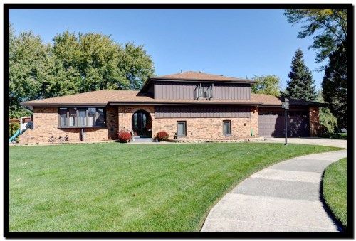 8938 Medina Drive, Orland Park, IL 60462