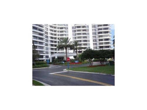 19195 NE 36 CT # 303, Miami, FL 33180