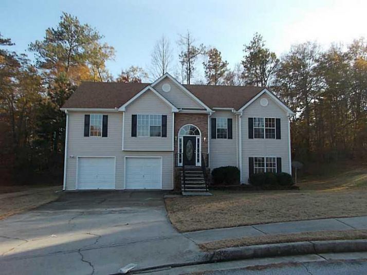 2296 Harmony Lakes Circle, Lithonia, GA 30058