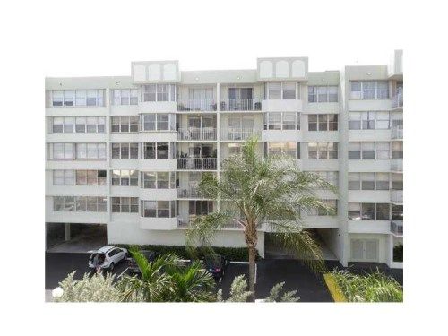 16570 NE 26 AV # 4C, North Miami Beach, FL 33160