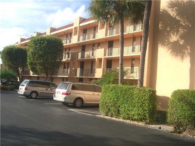 6234 CORAL LAKE DR # 310, Pompano Beach, FL 33063