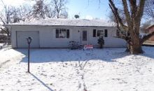 5 Dolphin Ct Oswego, IL 60543