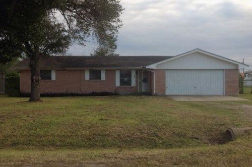 4021 Ridge Trl, Robstown, TX 78380