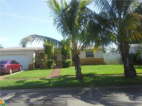 6534 NW 2ND ST, Pompano Beach, FL 33063