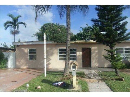 731 E 14 PL, Hialeah, FL 33010