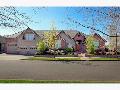 1622 SAND TRAP LN, Eugene, OR 97408