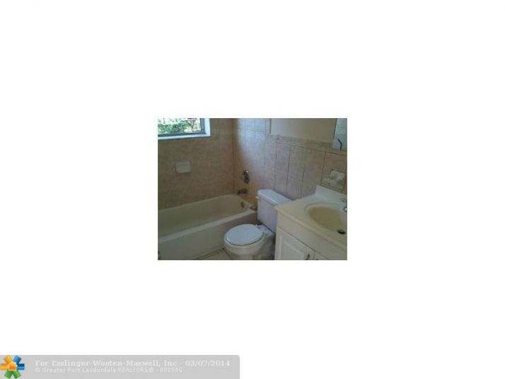 4800 NW 12TH ST, Fort Lauderdale, FL 33313