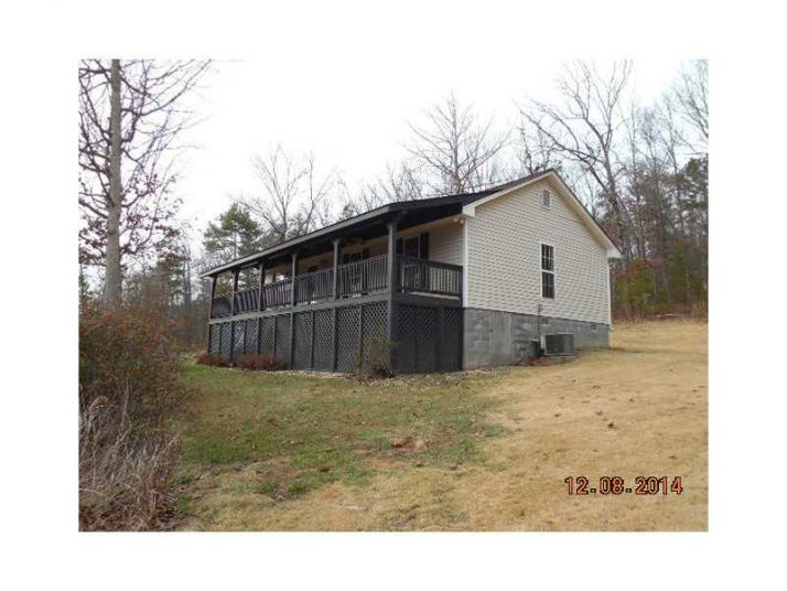 401 Rock House Road, Waleska, GA 30183