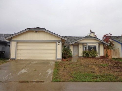 7913 Roesboro Cir, Sacramento, CA 95828