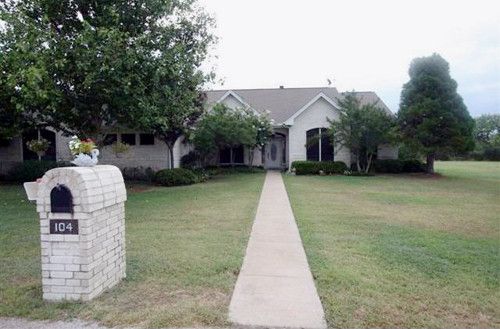 104 Josephs Way, Kingsland, TX 78639