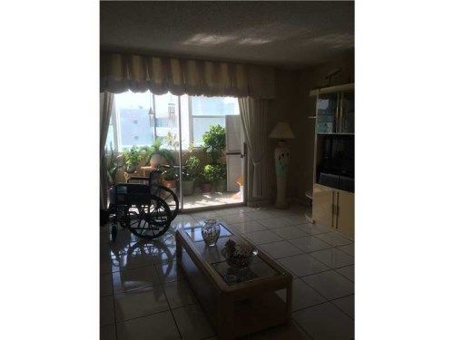 206 SE 10 ST # 402, Dania, FL 33004