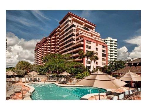 5225 COLLINS AV # 410, Miami Beach, FL 33140